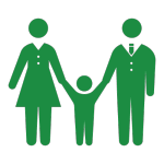 手を繋いでいる夫婦と子ども