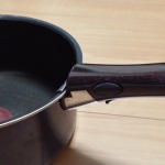 鍋に取り付けた状態ティファールの取っ手