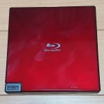 赤いポータブルブルーレイドライブ BDR-XD05R-XL2