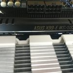 マザーボード(ASUS X99-E WS/USB 3.1)上のヒートシンク