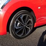 赤いコペン(LA400K)のフロントタイヤ